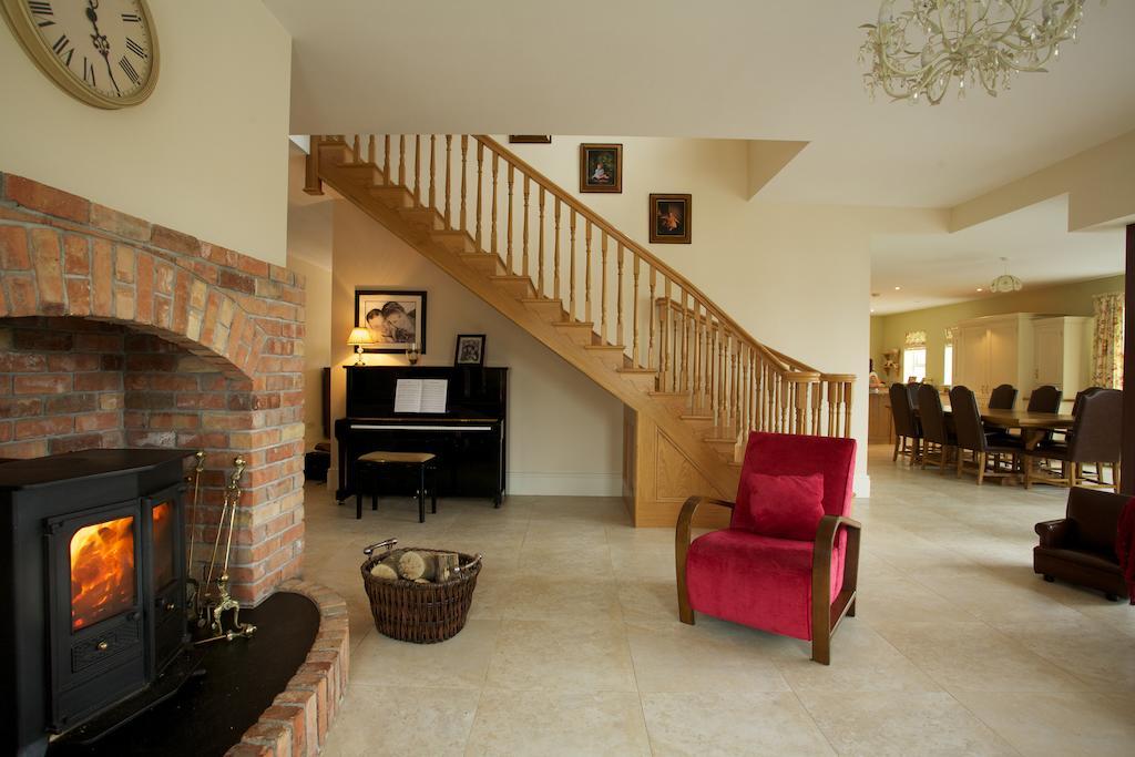 Riversdale Country House Bed and Breakfast Carndonagh Exteriör bild